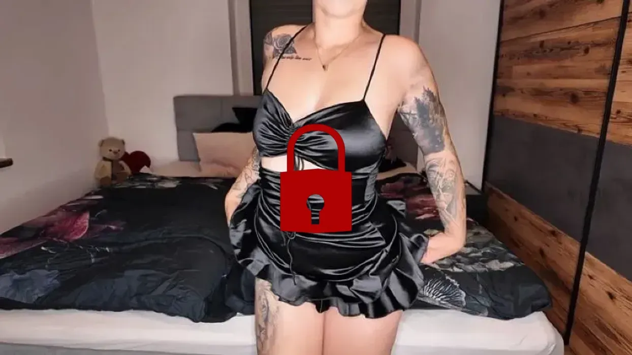 Anal mit meinem Glasdildo befriedigt!! 