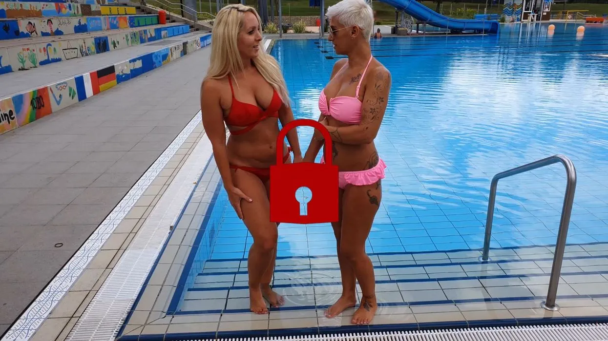Geile Action mitten im Freibad