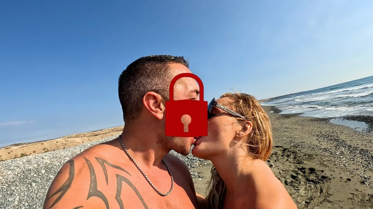 WILD OUTDOOR EXTREME?! AMATEUR WAVE FUCK ORGASM IN THE MIDDLE OF THE SEA!