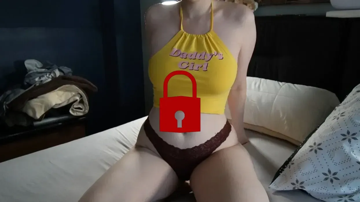 Busenwunder befriedigt Stiefdaddy