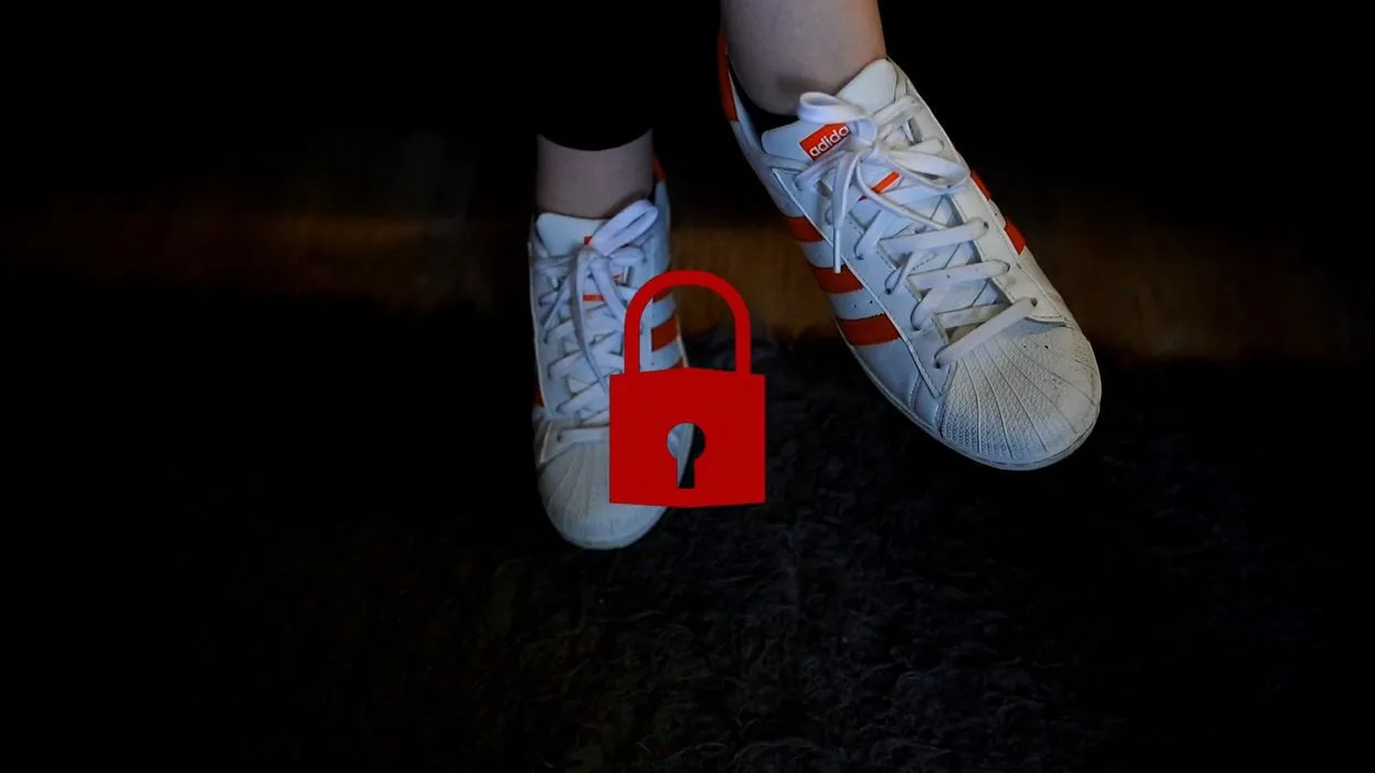 Spermagieriges Tittenluder vollgesamt