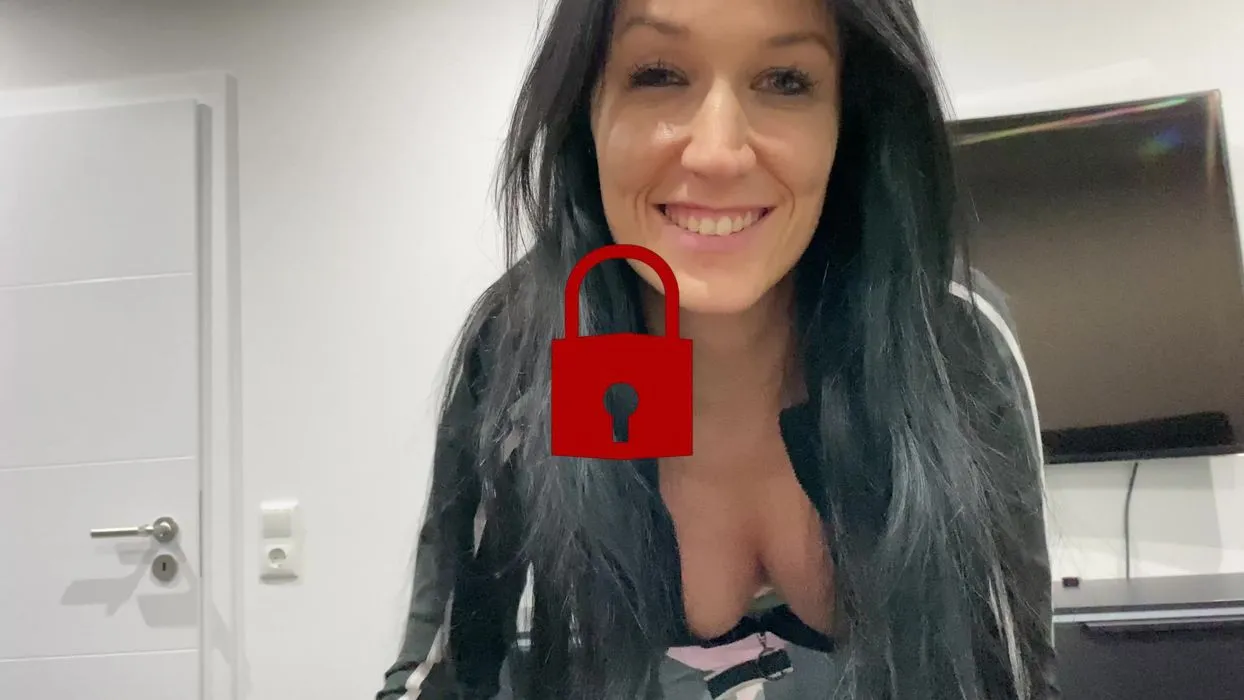 POV BLOWJOB | Spritz in mein Maul ab - SPERMA Explosion!