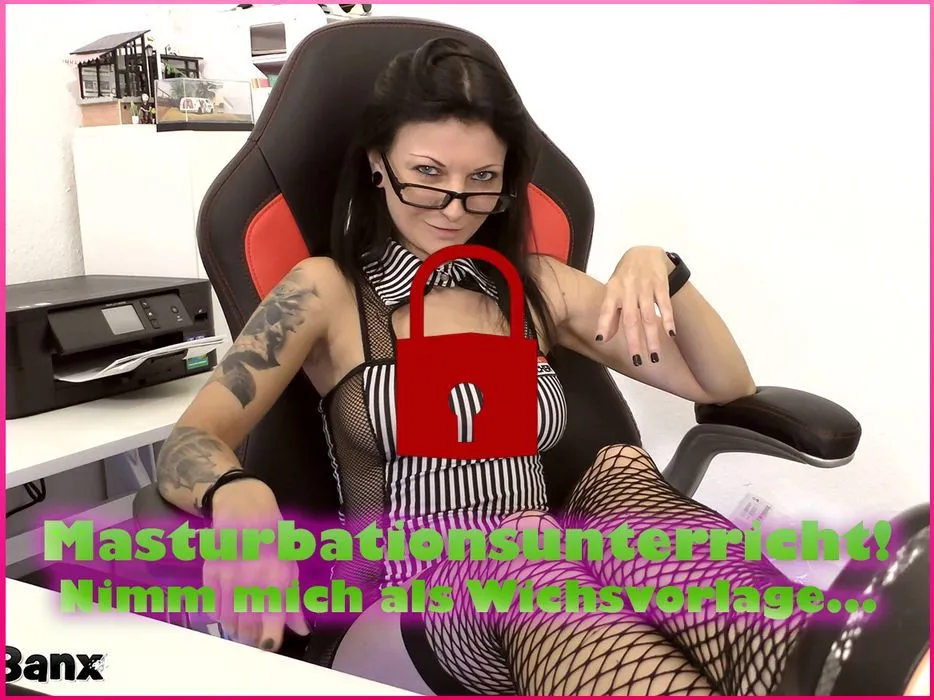 Masturbation lesson! Use me as a jerk-off material...