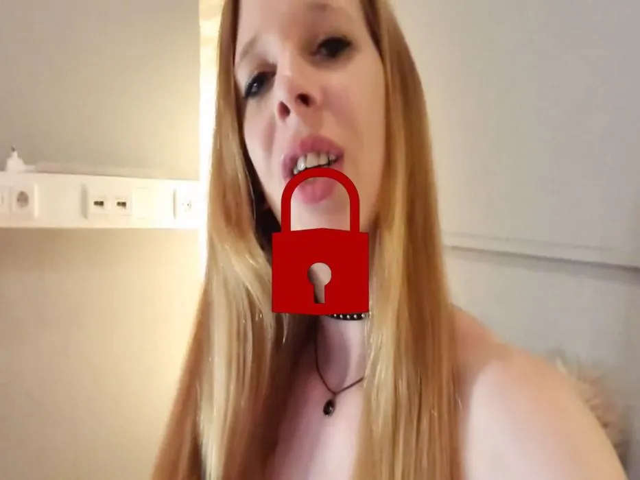 Geile rauchende Schlampe
