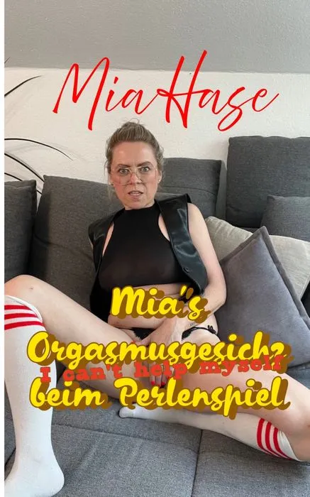 Mia´s Orgasmusgesicht beim Perlenspiel 📿🤤