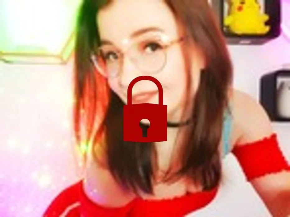 MILF gegen Girl. Welche Muschi hält mehr aus?!