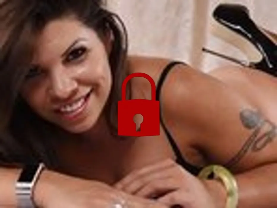 Amanda + Aileen - Gang-Bang mit 6 Gästen - Teil 1 von 2
