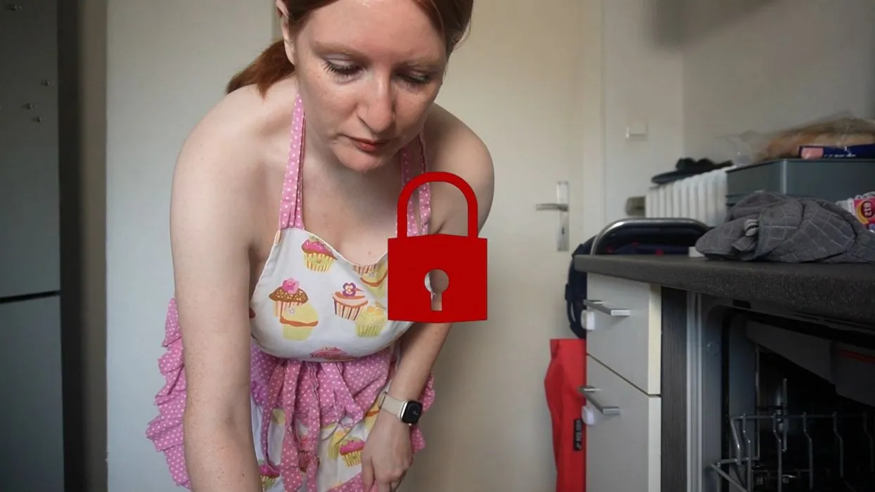 Nackter Haushalt.mp4