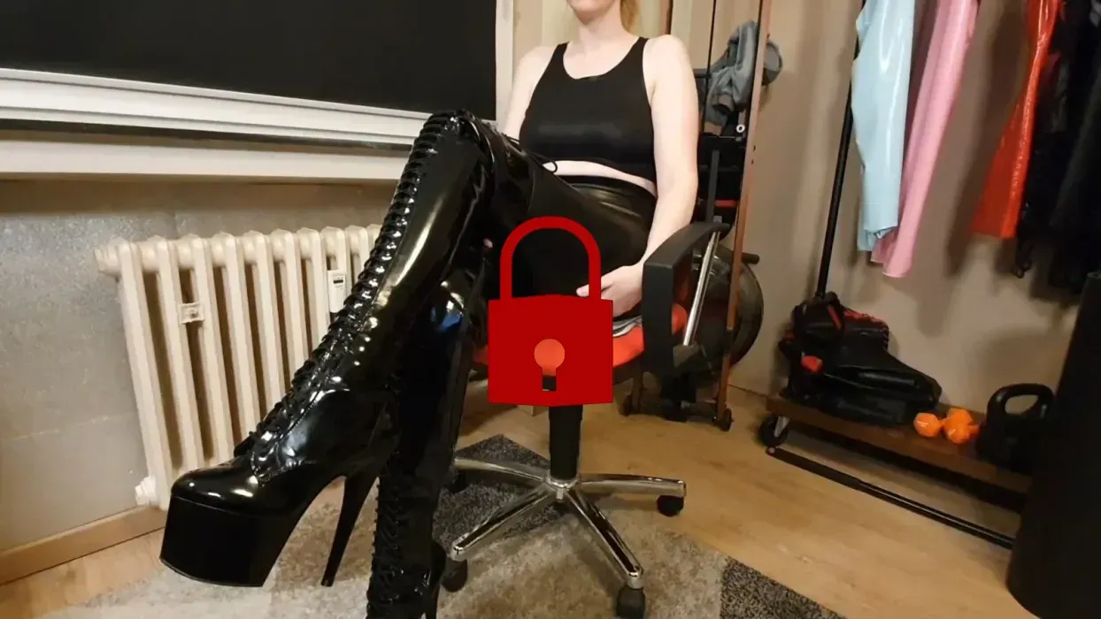 Leder Wetlook Domina Ditytalk!