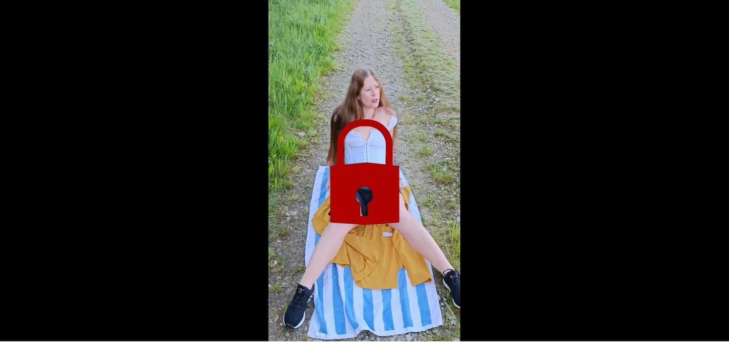 Outdoor! Ich wurde geil beim Spazierengehen!!!