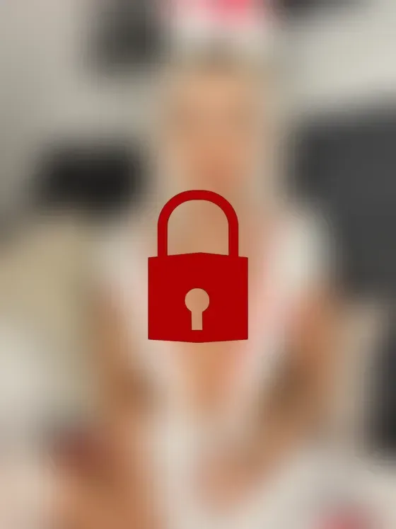 Deine Jenny hier Nackt! Ohne Klamotten ohne Stoff Wer hat Lust drauf ?